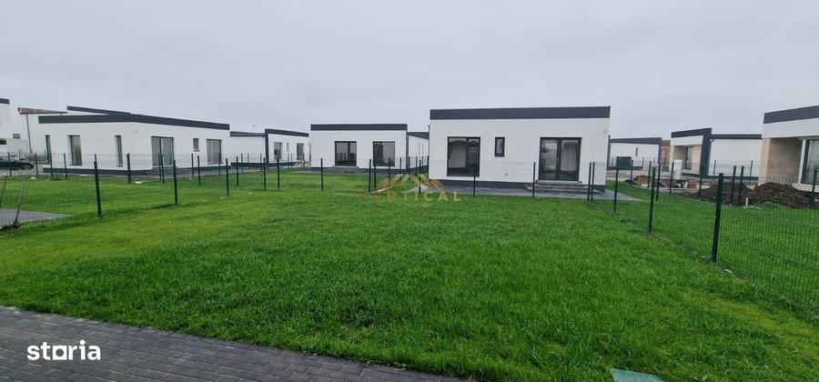 Casă cu 4 camere în Dobreni