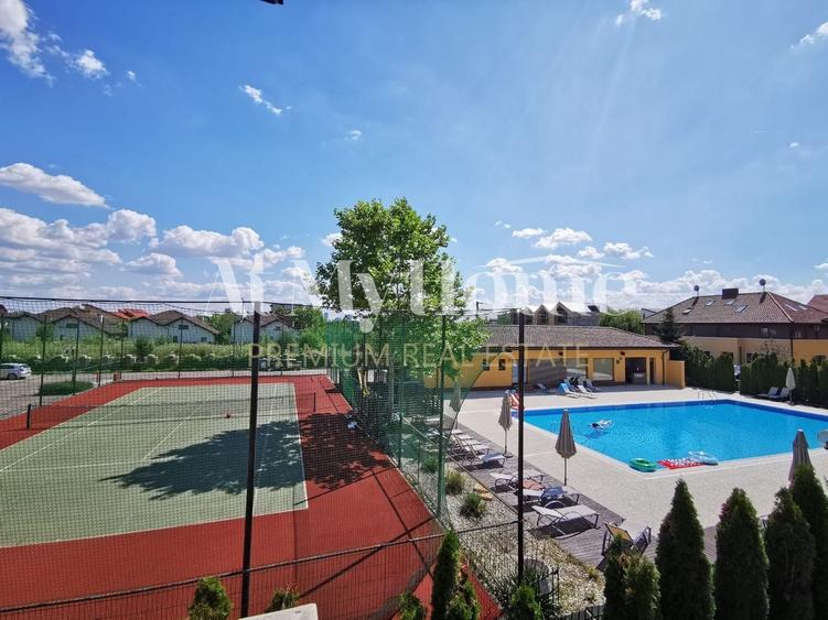 Duplex cu 6 camere cu Piscina în Iancu Nicolae