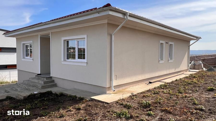 Casă cu 4 camere cu Teren 520 Mp în Miroslava