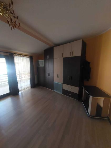 Apartament cu 4 camere decomandat în Ultracentral