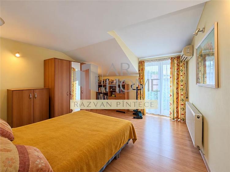 Duplex cu 5 camere cu Canalizare în Republicii