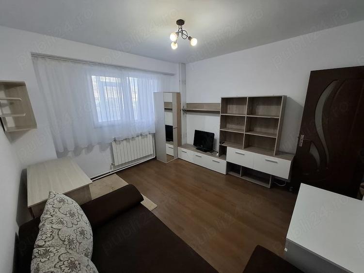 Apartament cu 2 camere decomandat în Exterior Vest