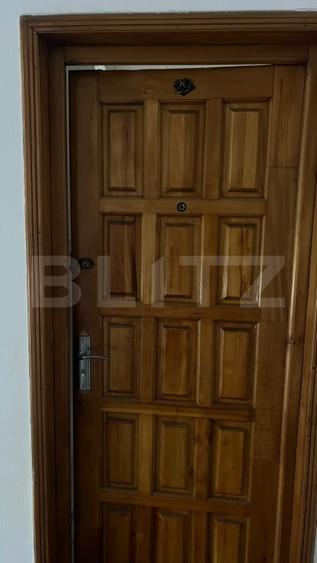 Apartament cu 3 camere decomandat în Liliacului