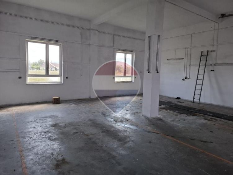 Spațiu industrial, de 200 mp, în Central