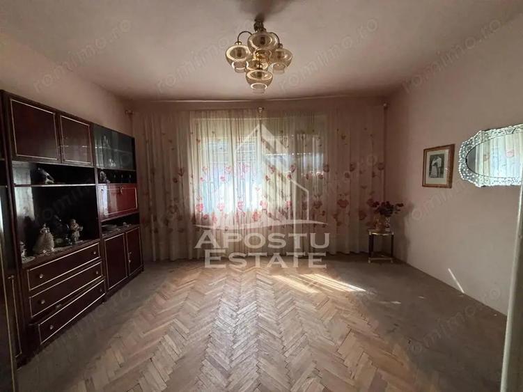 Casa cu 5 camere, 777 mp teren la MOLDOVA VECHE, ideal casa de vacanta - 5