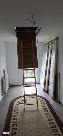 Casă cu 5 camere cu Teren 969 Mp în Tărtășești