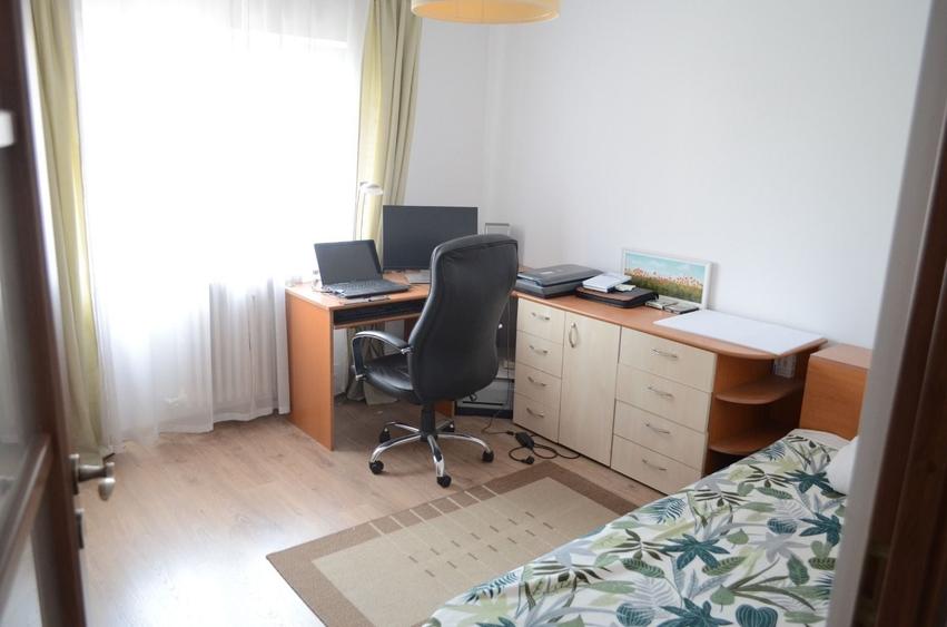Apartament cu 3 camere decomandat, mobilat în Gheorgheni