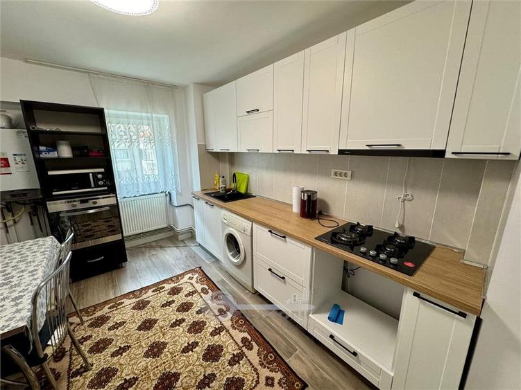 Apartament 3 camere CD, 74mp, et.3, Păcurari - 2