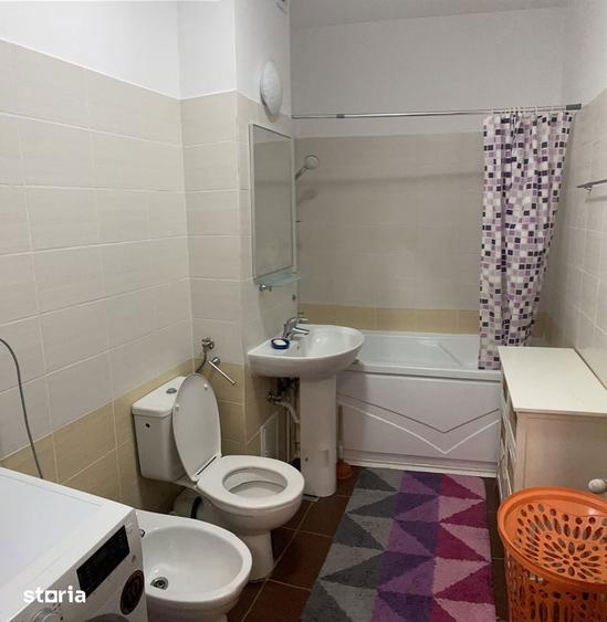Apartament cu 2 camere decomandat în Vitan