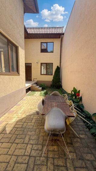 Casă individuală cu 4/5 locuri de parcare în Domenii - 4
