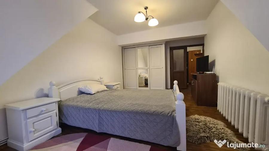 Garsonieră decomandată în Central