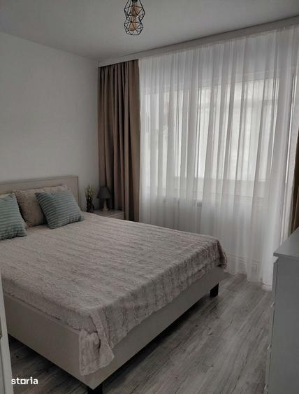 Apartament cu 3 camere de vanzare in zona Micro 16 - 5