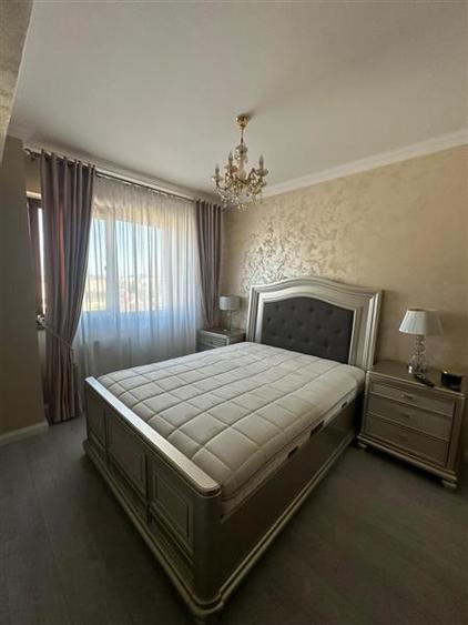 Apartament cu 3 camere decomandat, mobilat în Tătărași