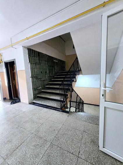 Garsonieră semidecomandată în Basarabia