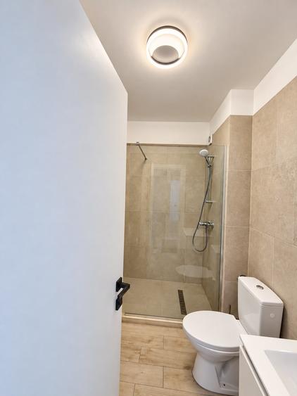Apartament cu 2 camere semidecomandat, mobilat în Năvodari