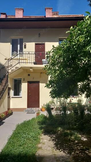 Casă cu 3 camere în Central