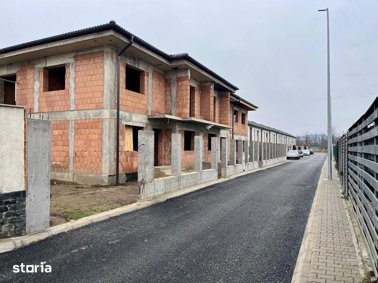 Casă cu 3 camere cu Teren 472 Mp în Veterani