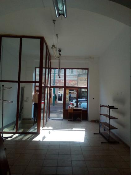Casă cu 2 camere în Traian