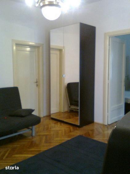 Apartament cu 3 camere semidecomandat, mobilat în Știrbei Vodă