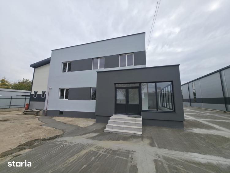 Spațiu comercial, de 939 mp, în Central