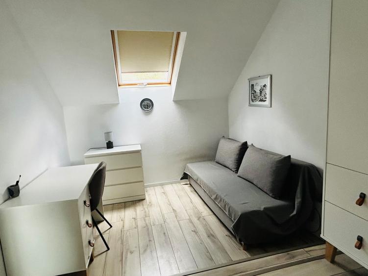 Apartament cu 4 camere decomandat în Bălcescu