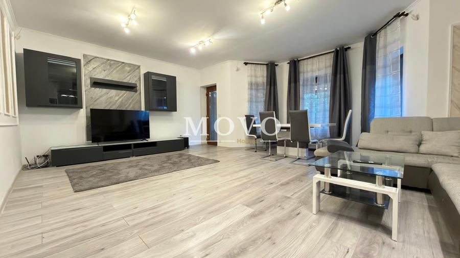 Duplex cu 5 camere cu Canalizare în Dumbrăvița