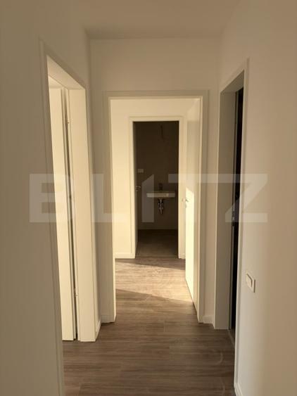 Apartament cu 3 camere semidecomandat în Semicentral