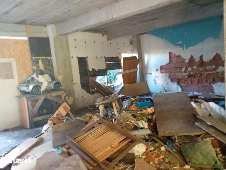 Spațiu comercial, de 950 mp, în Chitila