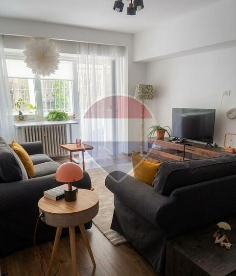 Apartament cu 3 camere decomandat, mobilat în Aviatorilor