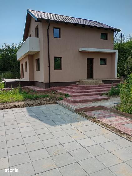 Casă cu 4 camere cu Teren 750 Mp în Exterior Vest
