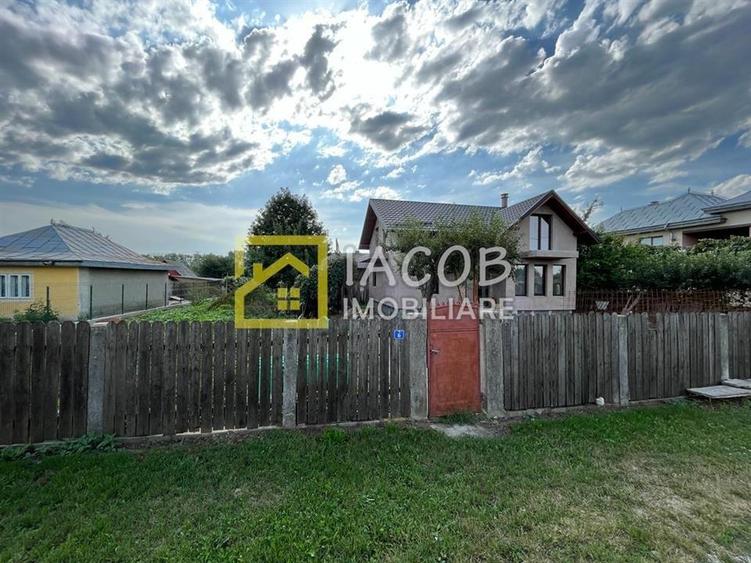 Casă individuală cu 4 camere cu Teren 1070 Mp în Itești
