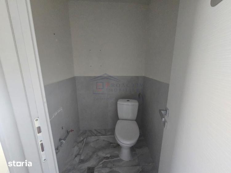 Spațiu comercial, de 125 mp, în Obcini