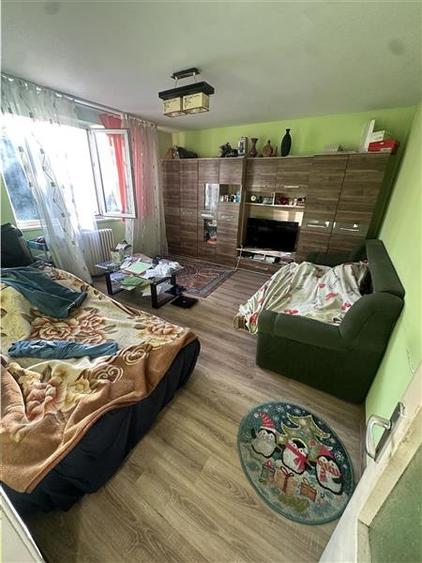 Apartament cu 2 camere decomandat în Circumvalațiunii