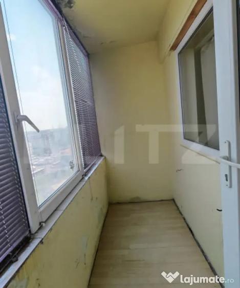 Apartament cu 3 camere decomandat în Nufărul