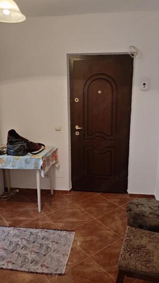 Apartament cu 2 camere semidecomandat în Exterior Vest