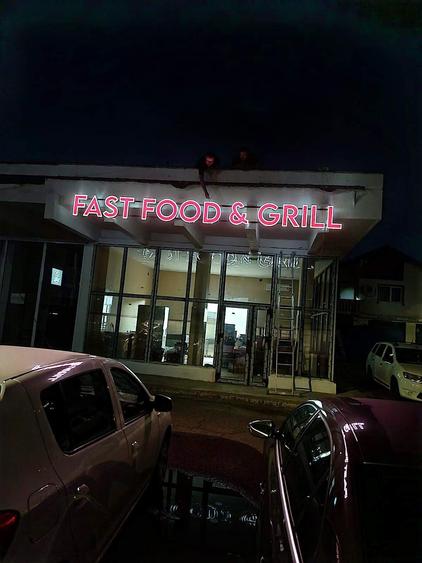 Spațiu comercial, de 75 mp, în Cornișa