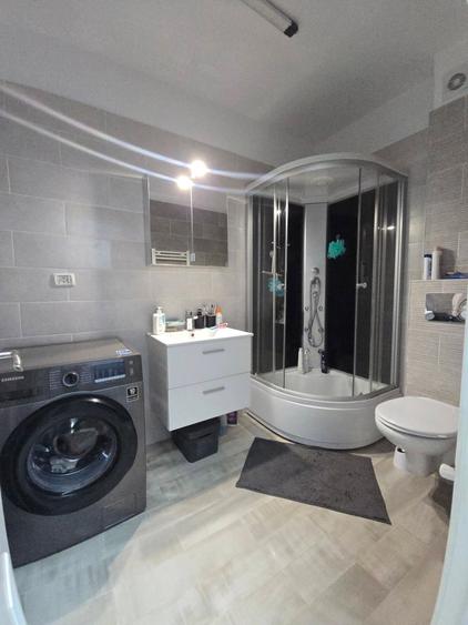 Apartament cu 2 camere decomandat în Dobroești