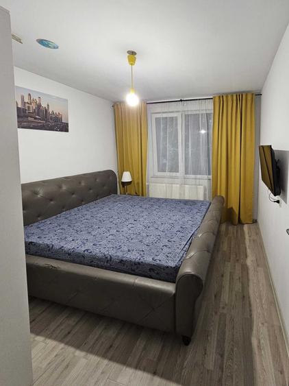 Apartament cu 3 camere decomandat în Brâncoveanu