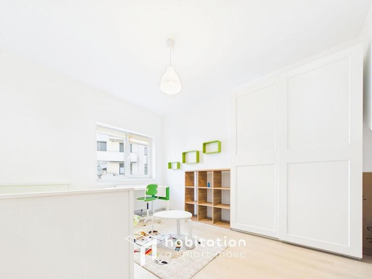Apartament cu 4 camere decomandat, mobilat în Central