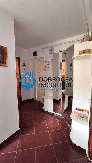 Apartament cu 3 camere semidecomandat, mobilat în 23 August