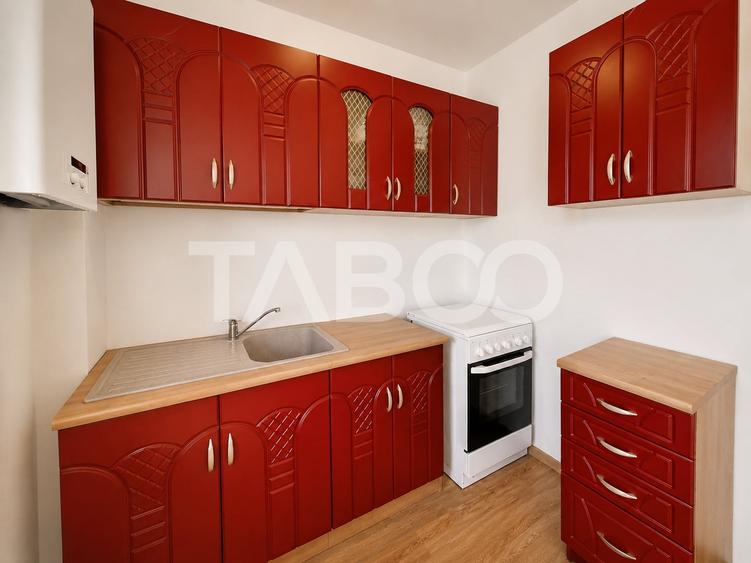 Apartament cu 2 camere decomandat, mobilat în Șelimbăr