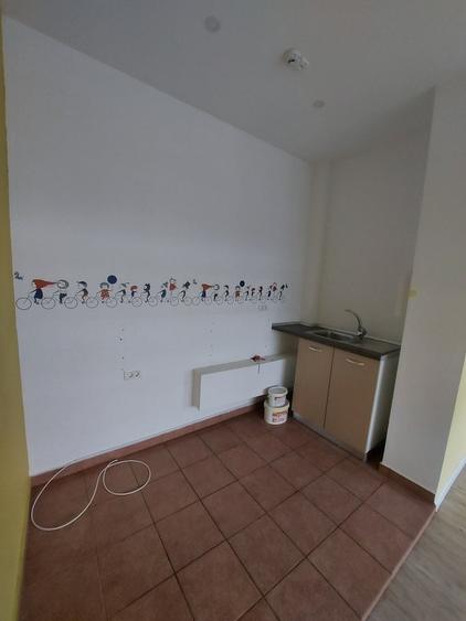 Birou, de 120 mp, în P-ța Unirii