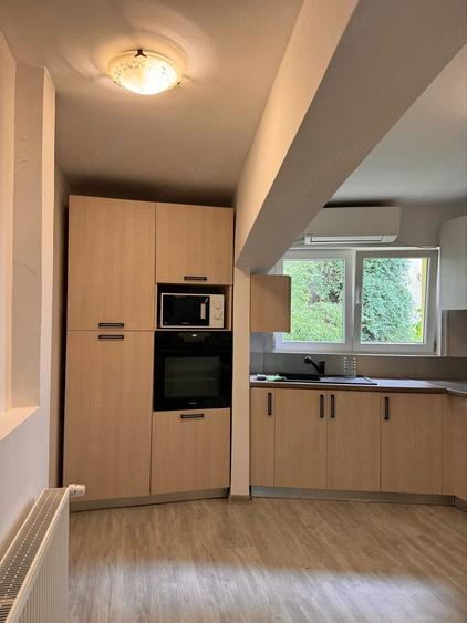 Apartament cu 2 camere decomandat în Astoria