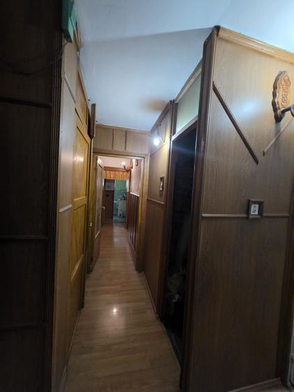 Apartament cu 3 camere decomandat în Iosia