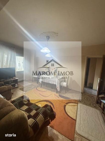 Apartament cu 3 camere decomandat în Rahova