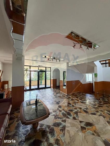 Spațiu comercial, de 1,440 mp, în Ultracentral