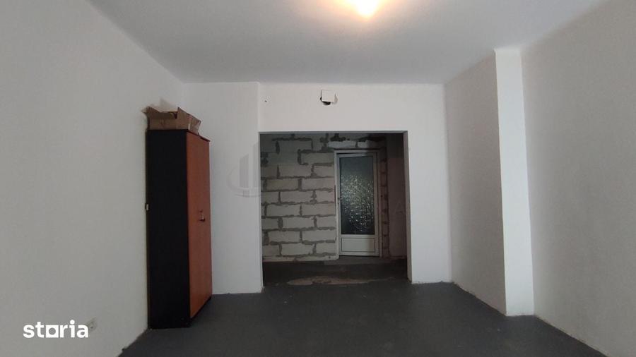 Apartament cu 4 camere decomandat în Unirii