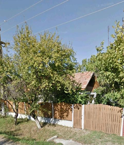 Casă cu 3 camere cu Teren 2200 Mp în Uliești