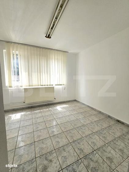 Apartament cu 4 camere în Complex Studențesc