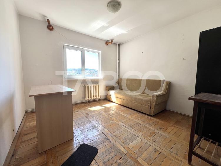 Apartament cu 3 camere decomandat, mobilat în Mănăștur